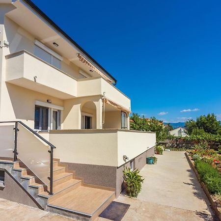 Apartments Star By The Sea Čižići Dış mekan fotoğraf