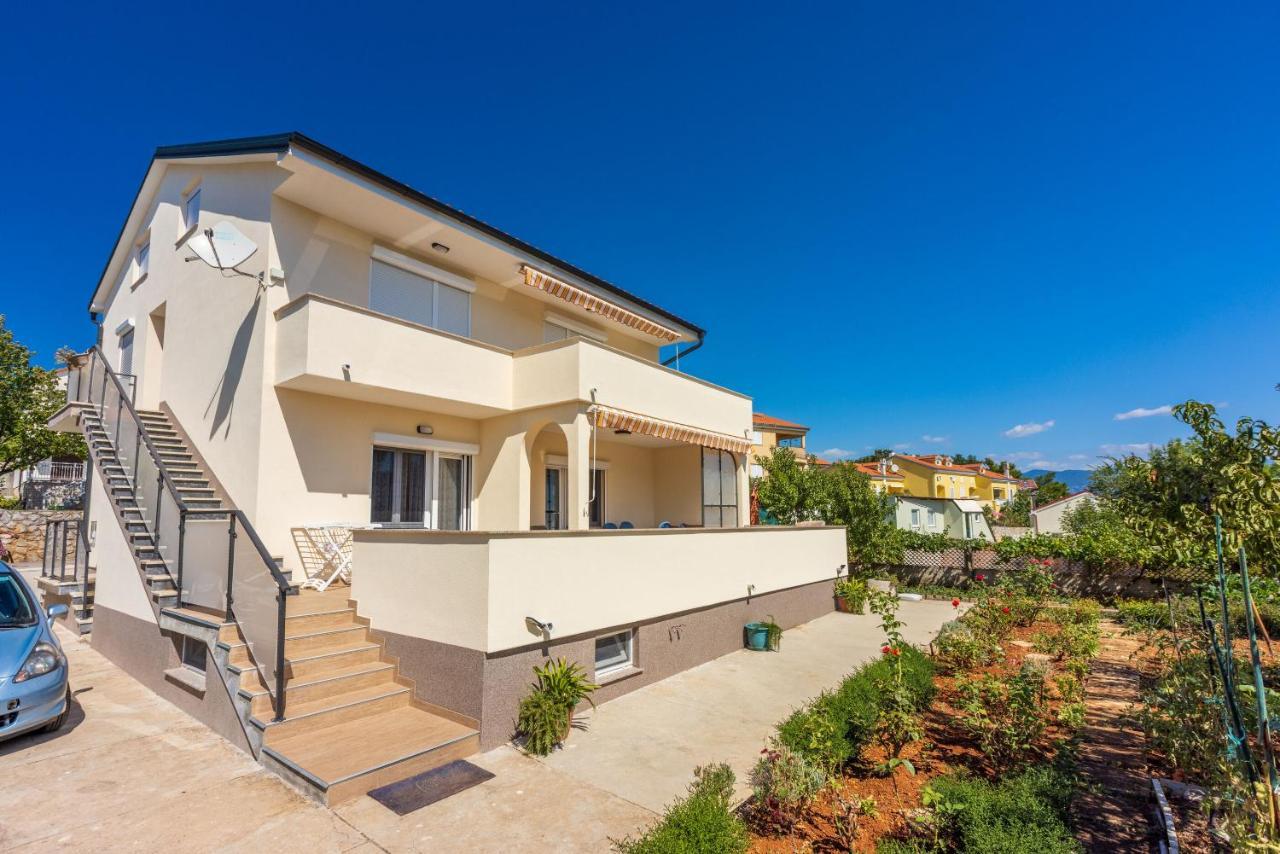 Apartments Star By The Sea Čižići Dış mekan fotoğraf