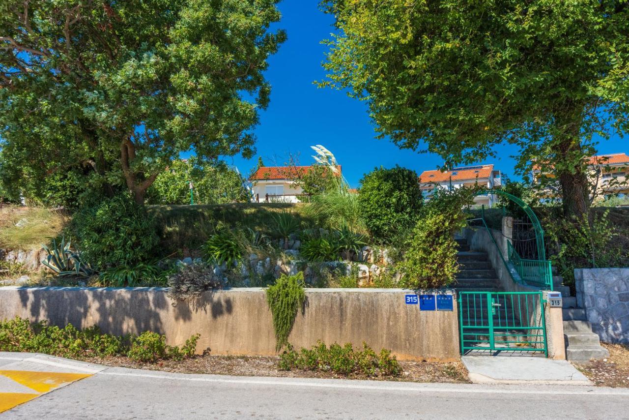 Apartments Star By The Sea Čižići Dış mekan fotoğraf