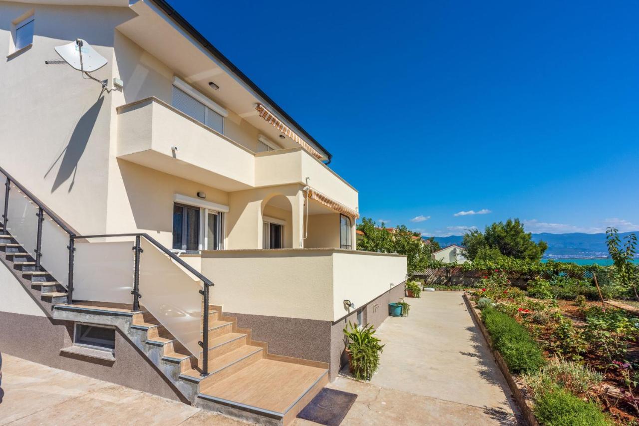 Apartments Star By The Sea Čižići Dış mekan fotoğraf